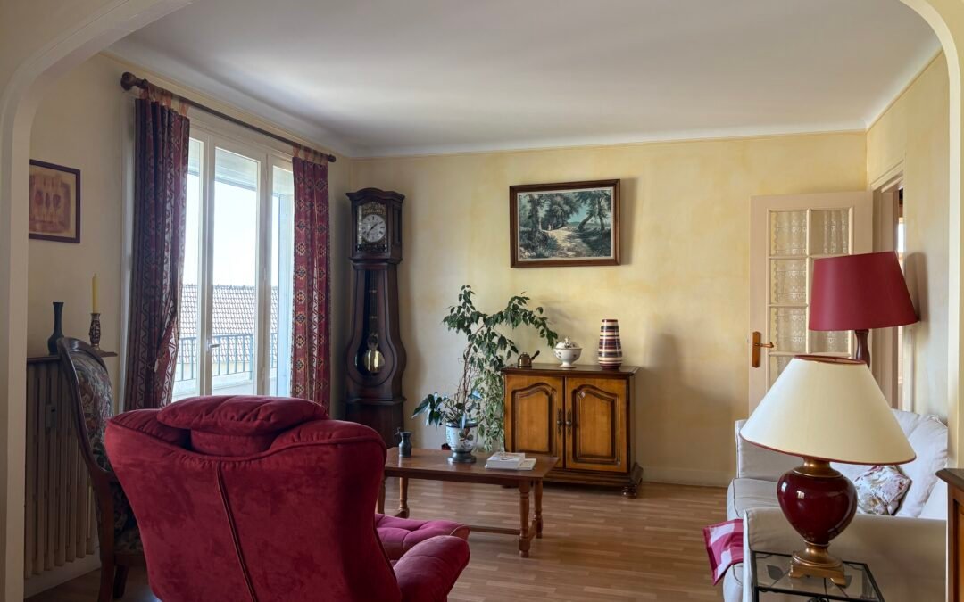 Appartement T5 avec balcon et garage